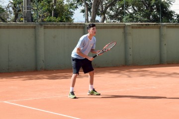 Tênis da SOGI se prepara para a disputa de torneio em Panambi