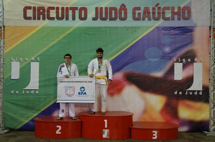 Equipe Sogi-Efa conquista bons resultados em Copa Brasil Sul de Judô